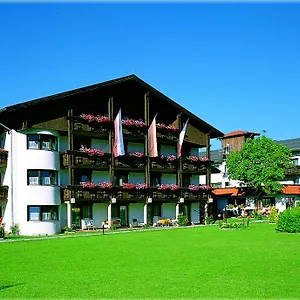 Hotel Edelweiss, Goetzens